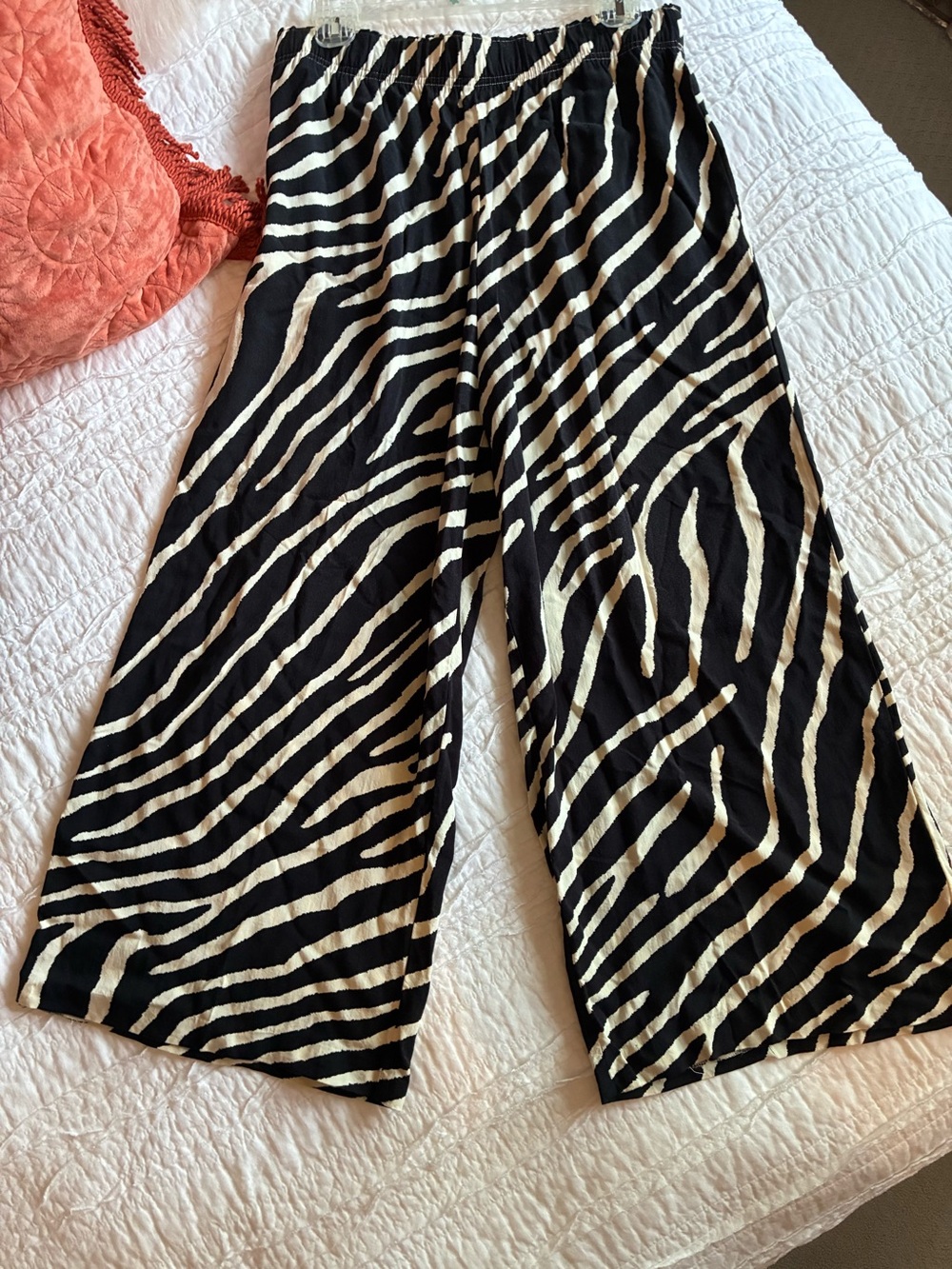 H&M Wide Leg Zebra Print Pants w/Pockets- Medium